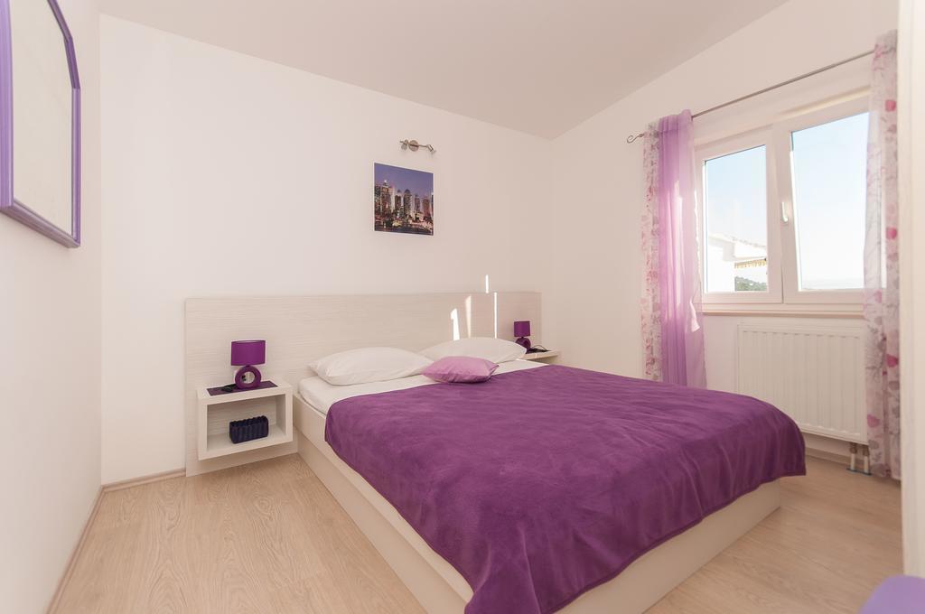 Apartment Lelas Omiš Extérieur photo