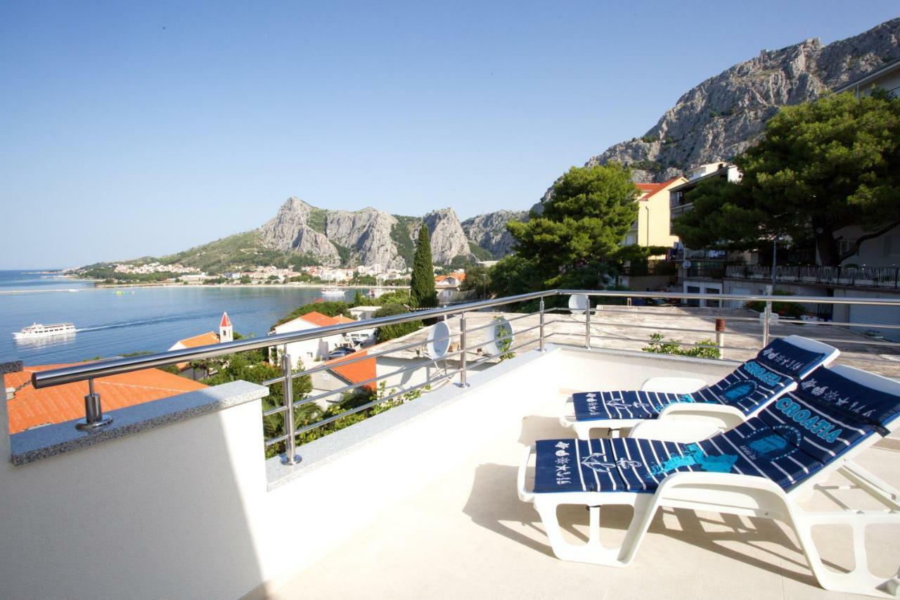 Apartment Lelas Omiš Extérieur photo