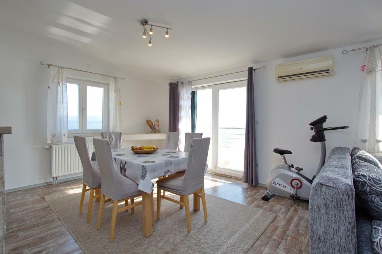 Apartment Lelas Omiš Extérieur photo