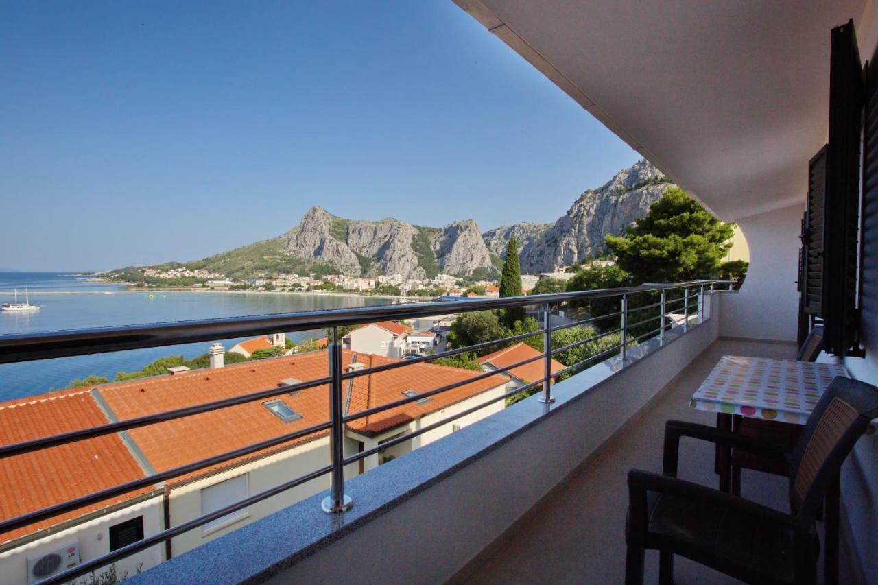 Apartment Lelas Omiš Extérieur photo